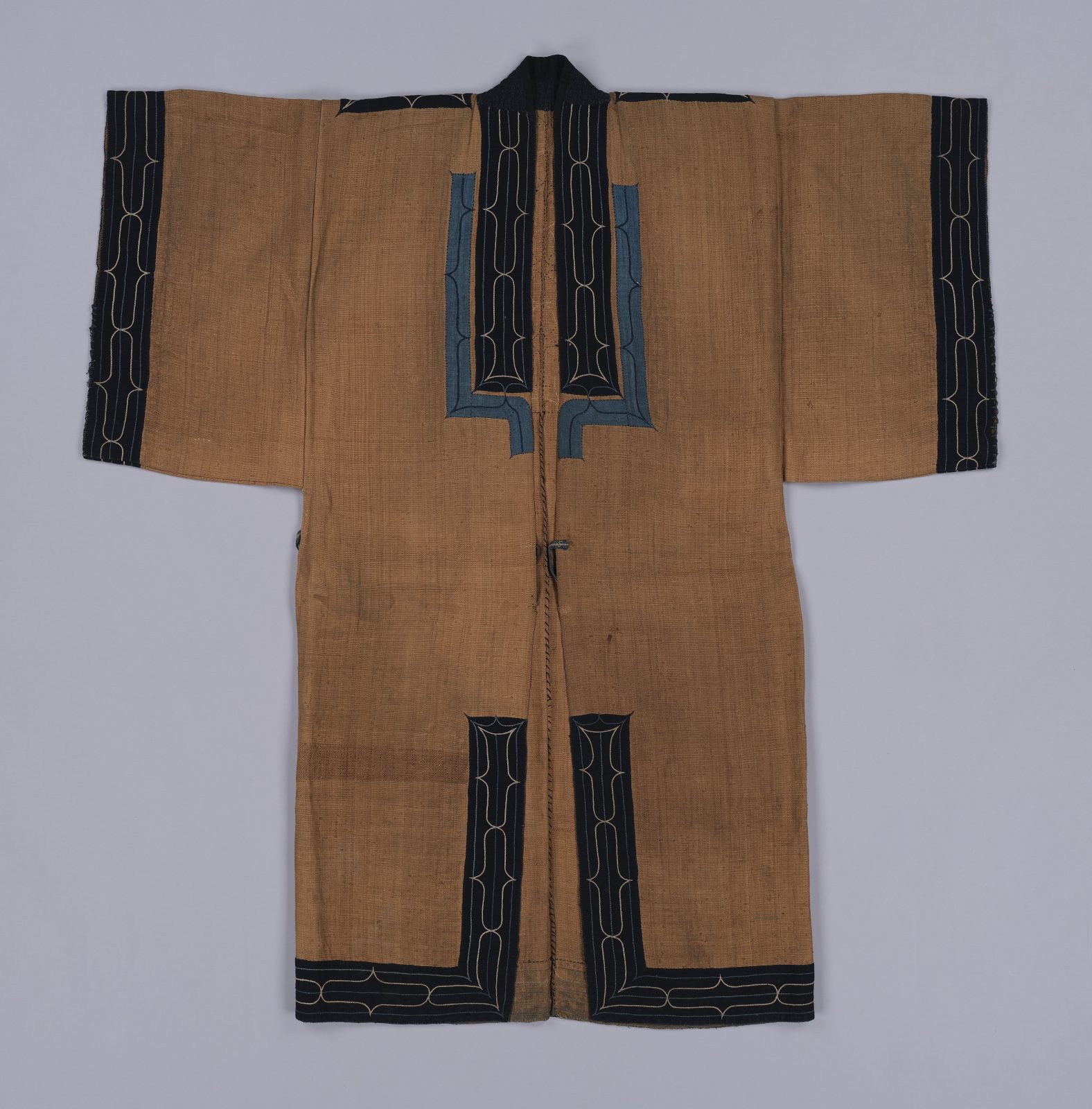 衣服（樹皮）