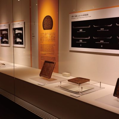 展示された木彫品